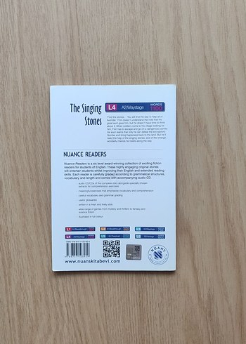 The Singing Stones A2 İngilizce kitap - Görsel 2