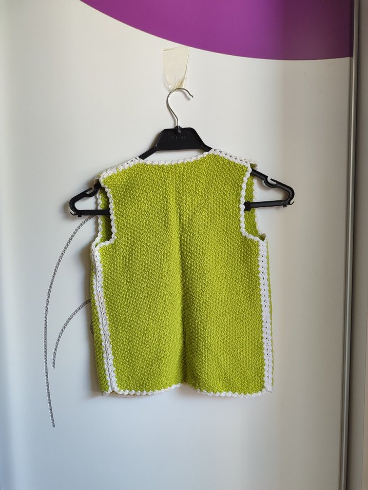 Yeşil Örgü Kız Çocuk Yelek - Görsel 2