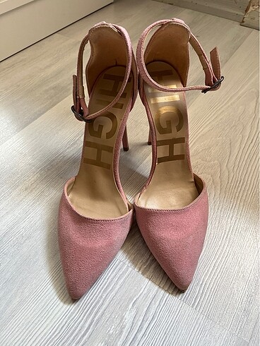 Diğer Stiletto