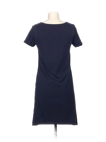 m Beden PreLoved Kısa Elbise %70 İndirimli.