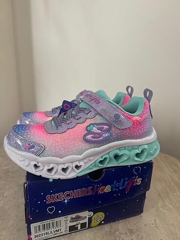 Skechers Isikli ayakkabi 32 numara - Görsel 5