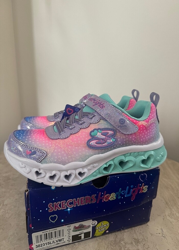 Skechers Isikli ayakkabi 32 numara - Görsel 5