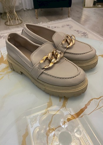 Bej Zincir Detaylı Platform  Kadın babet - Görsel 3