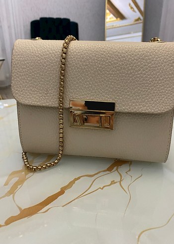 Bej Deri Zincir Detaylı Kadın Çanta - Görsel 2