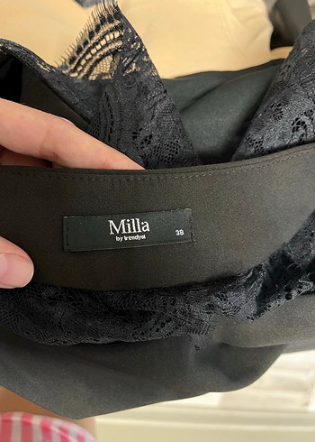 Dantel Detaylı Siyah Midi V Yaka Elbise - Görsel 6