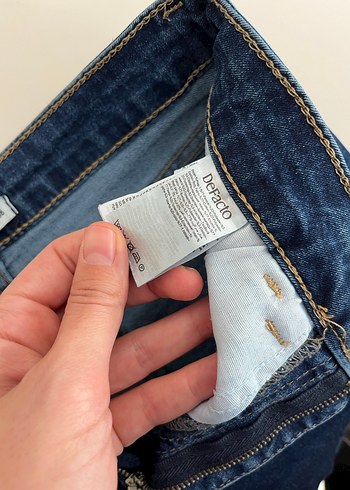 Dar Kesim Koyu Mavi Mini Denim Şort - Görsel 5