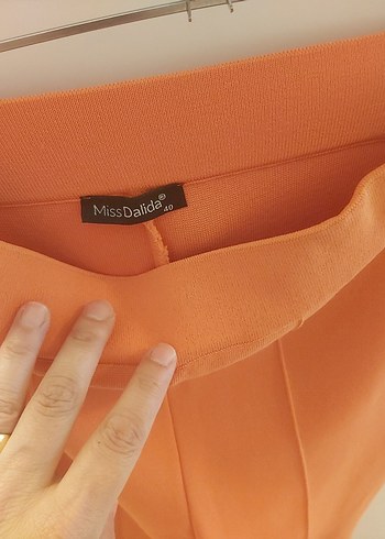 40 Beden Kadın Turuncu Mini Kumaş Pantolon
