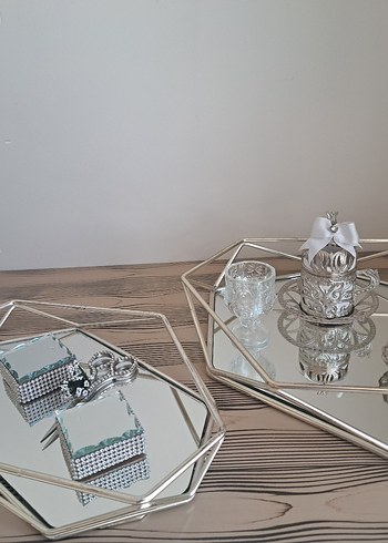 Gold Renkli Aynalı Dekoratif Tepsi Seti - Görsel 4