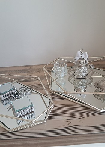 Gold Renkli Aynalı Dekoratif Tepsi Seti - Görsel 2