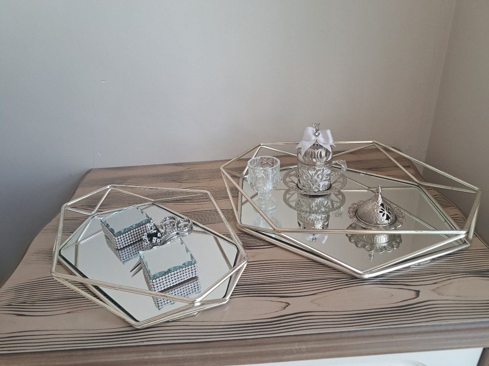 Gold Renkli Aynalı Dekoratif Tepsi Seti - Görsel 2