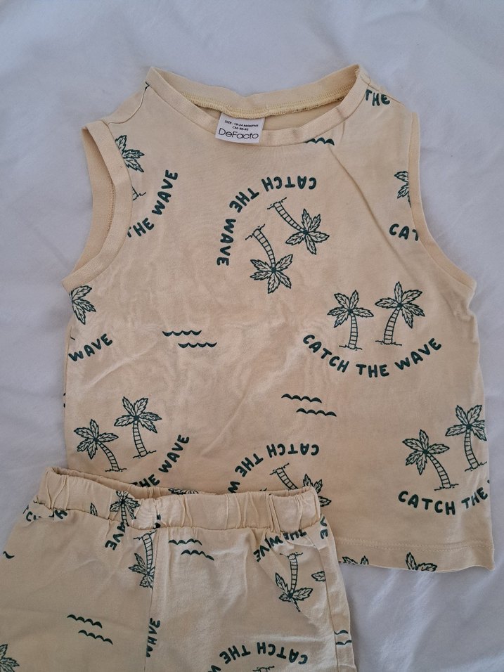 Bej Baskılı Düğmeli Erkek Tişörtü - Görsel 2