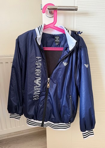 Emporio Armani Lacivert Siklik Ve Rahatlik