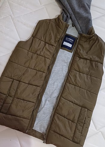 LC Waikiki Erkek Çocuk Kahverengi Fermuarlı Yelek