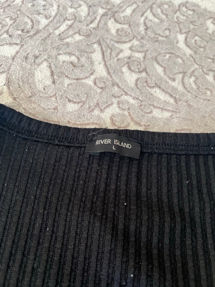 Siyah Keten Düğmeli Kısa Kollu Bluz - Görsel 4