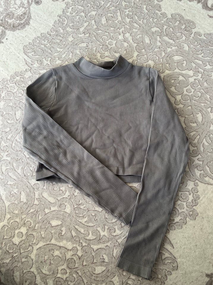 Gri Yüksek Yakalı Uzun Kollu Triko Kazak - Görsel 2