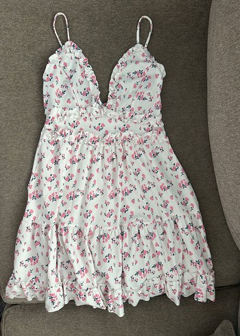 Pembe Çiçekli Fırfırlı Mini Elbise