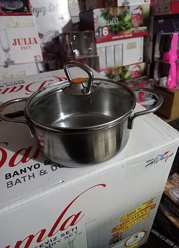 Küçük boy çelik tencere 