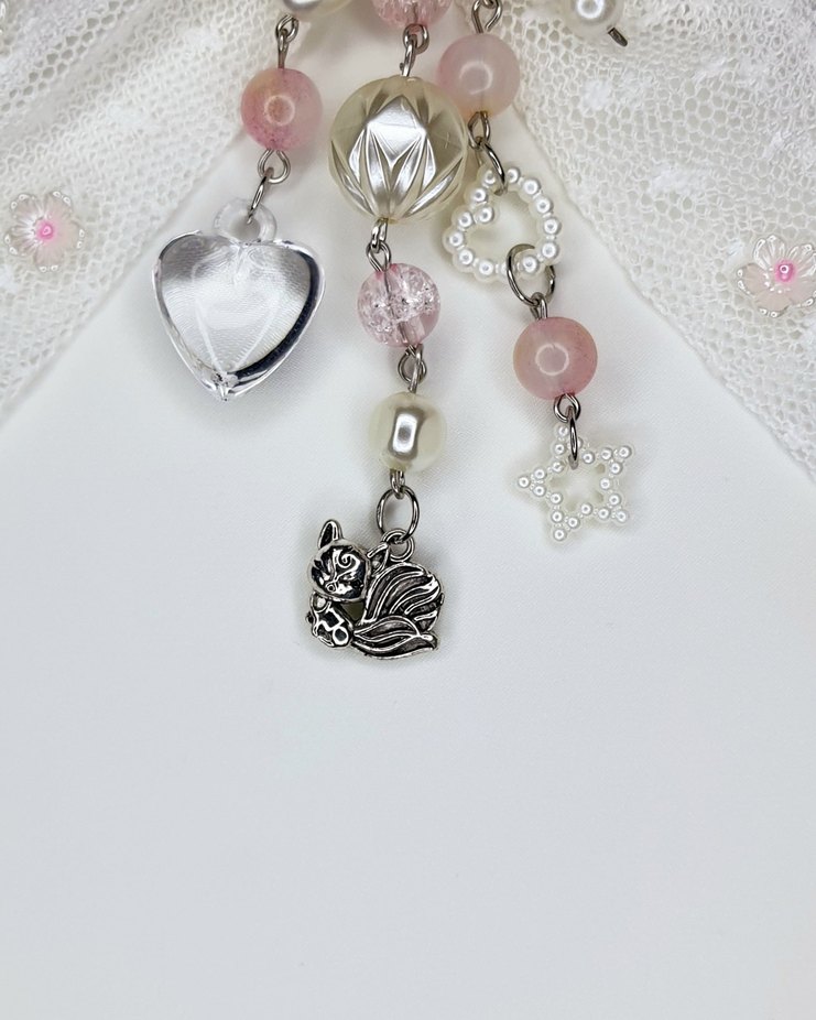 Coquette dantel fiyonk çanta charmı - Görsel 3