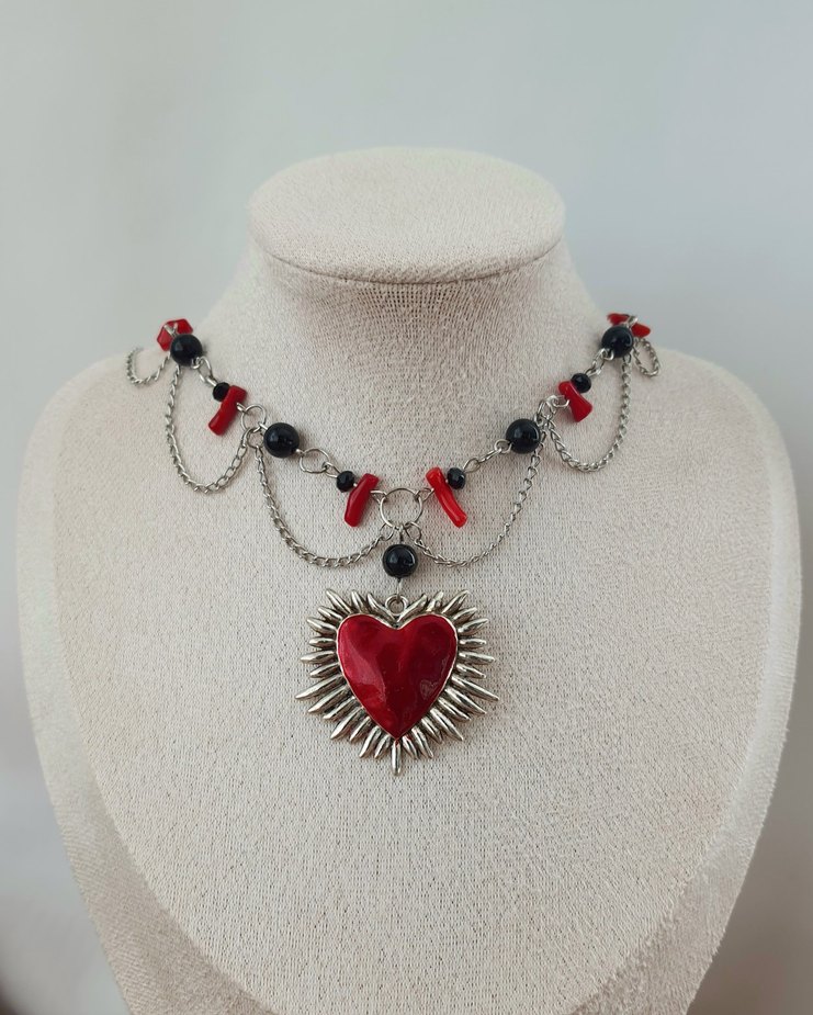 Kırmızı kalp grunge kolye - Görsel 2