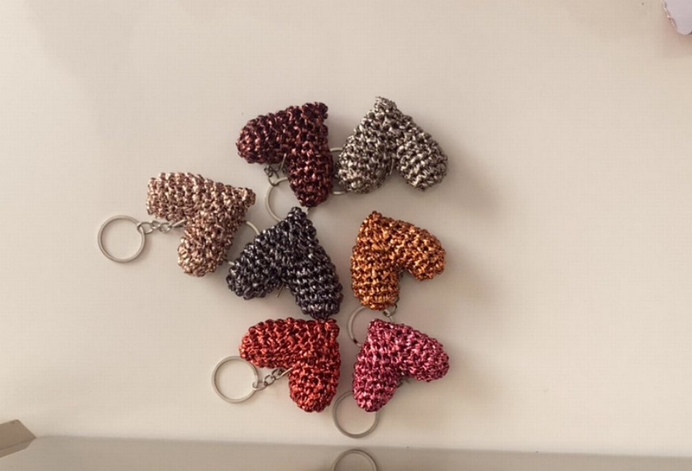 Renkli metalik ip kalp anahtarlık - Görsel 3