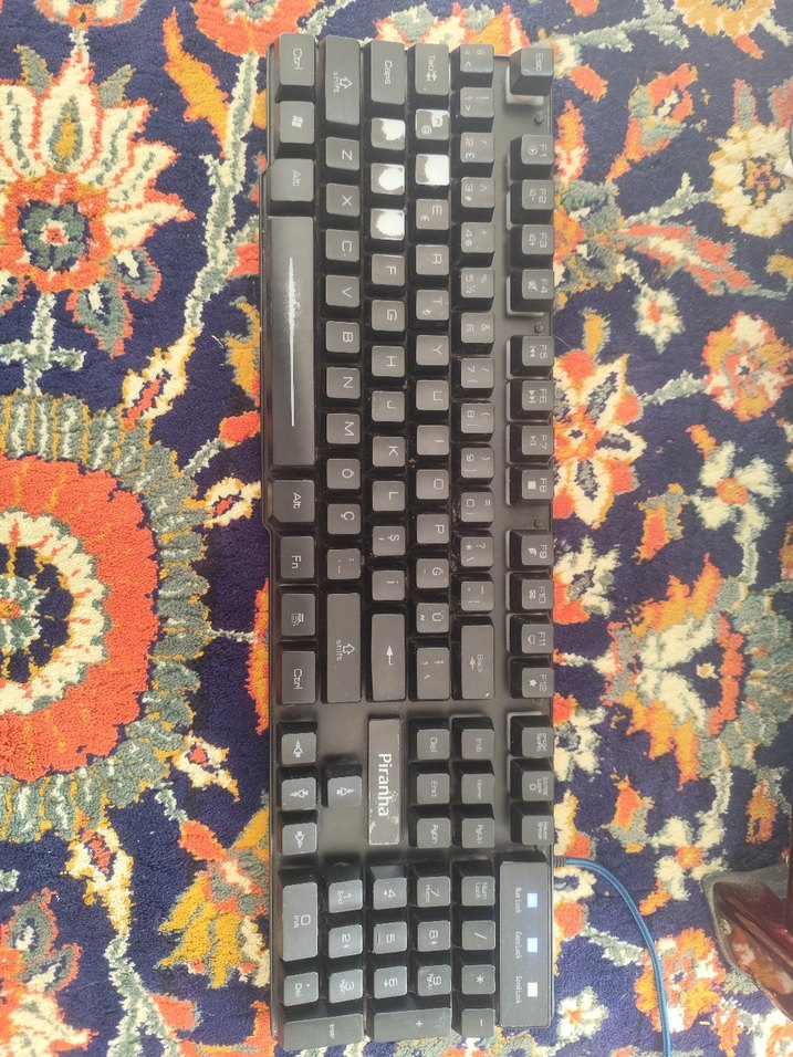 Çok Renkli Aydınlatmalı Kablolu Klavye - Görsel 2