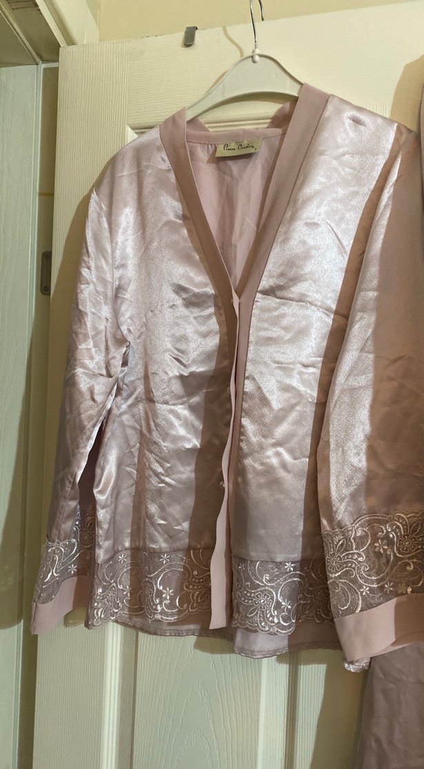 Parıltılı Nakışlı Uzun Kadın Sabahlık - Görsel 2