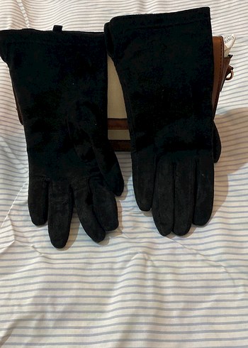 Siyah Süet  Kadın Eldivenleri - Görsel 2