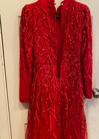 Uzun Kollu Kırmızı pullu İşlemeli Abiye Elbise - Görsel 7