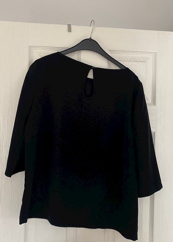 Roman Siyah Uzun Kollu saten Bluz - Görsel 3