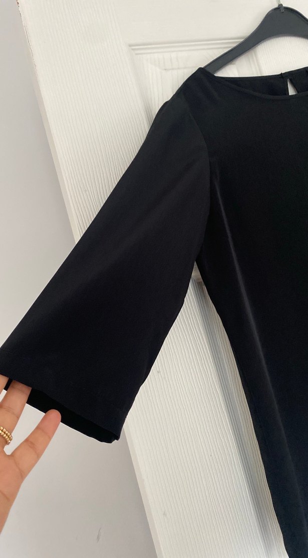 Roman Siyah Uzun Kollu saten Bluz - Görsel 2