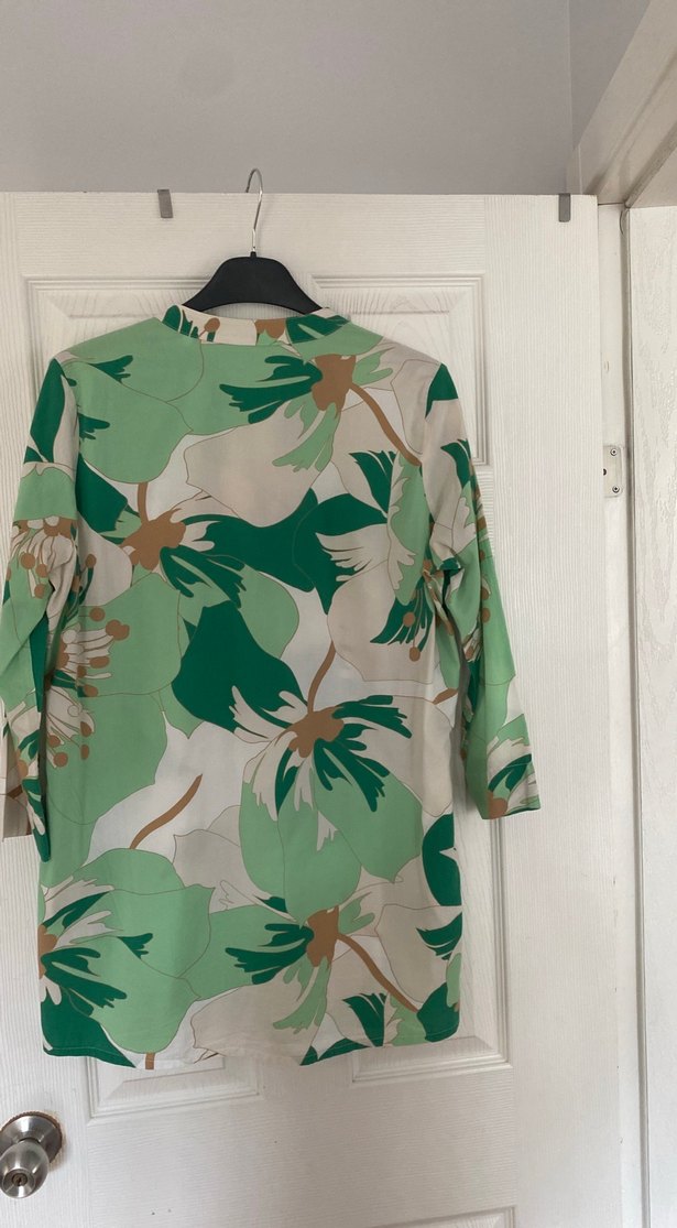 Yeşil Desenli Uzun Kollu V Yaka Kadın Gömlek - Görsel 4