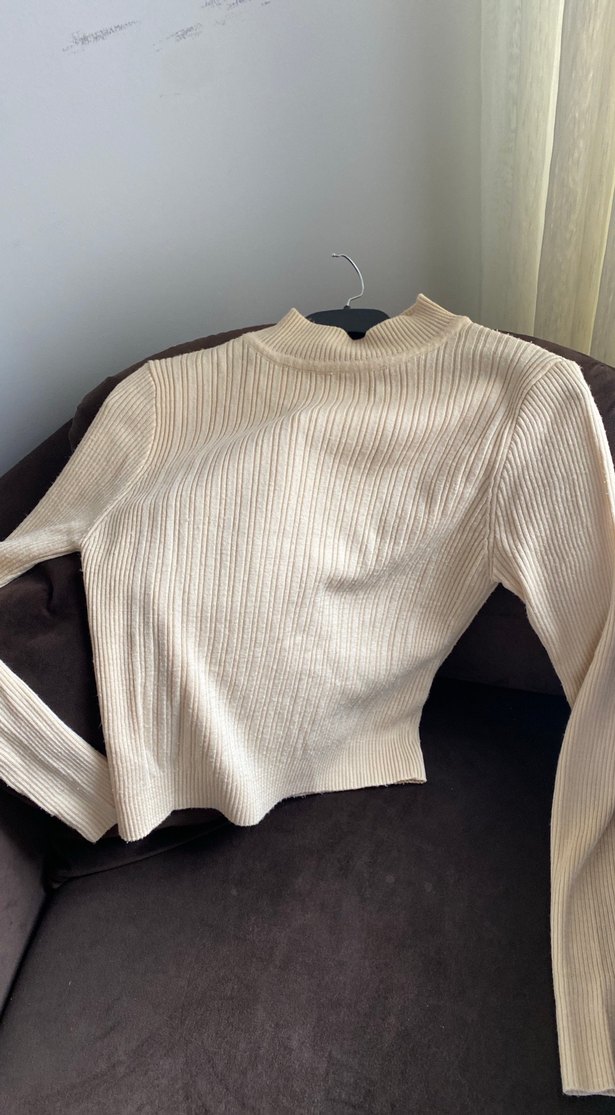 Bej Yüksek Yakalı Kadın Triko Kazak - Görsel 2