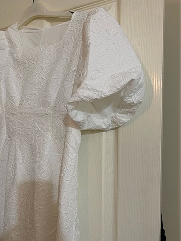 Beyaz elbise - Görsel 2