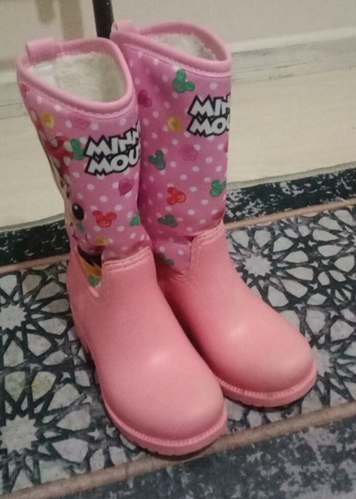 Temiz yağmur botu - Görsel 3