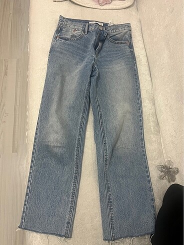 Stradivarius Mavi jean