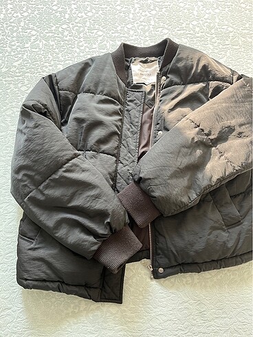 Bershka Mevsimlik mont