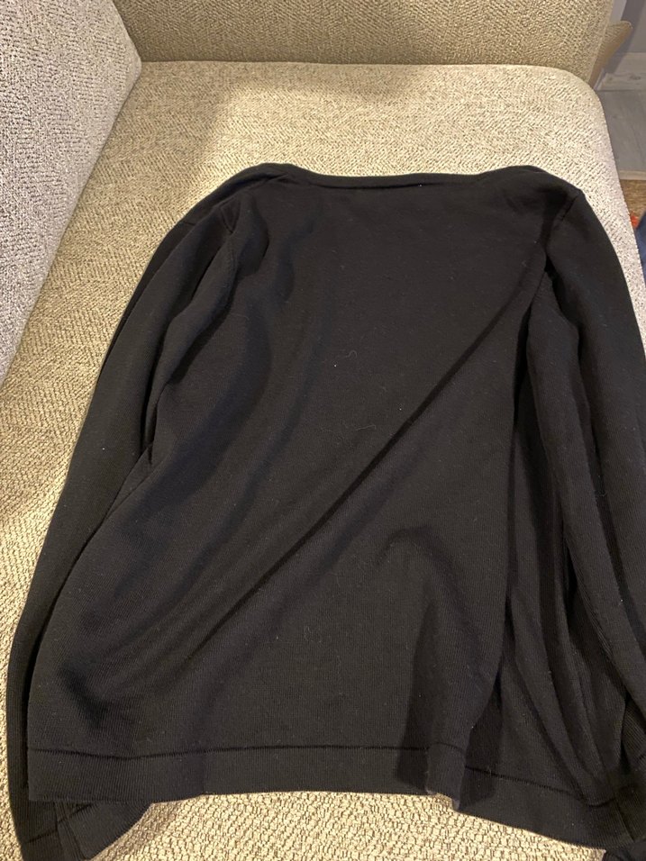 Siyah Düğmeli Uzun Kollu Hırka - Görsel 4