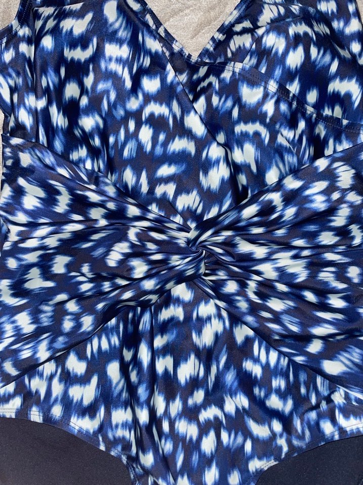 Lacivert Bağlama Desenli Fırfırlı Mayo - Görsel 2