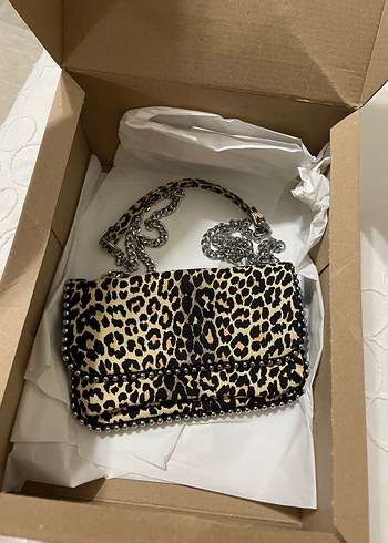 Beden Zara Leopar Desenli Zincir Detaylı Deri Çanta