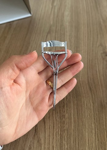 Metalik Kirpik Kıvırıcı - Görsel 3