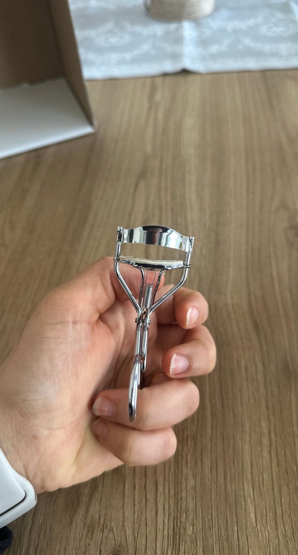 Metalik Kirpik Kıvırıcı - Görsel 2