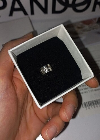  Beden pandora charm