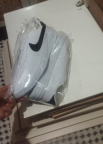 Nike Her renkevcittir