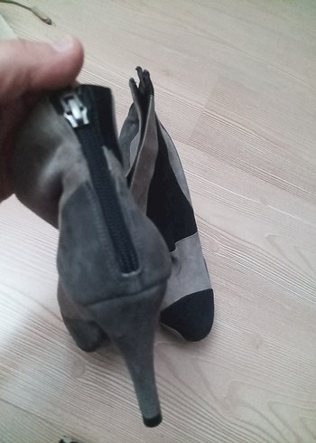 36 Beden Gri Süet Stiletto Topuklu Kadın Bot 36 numara