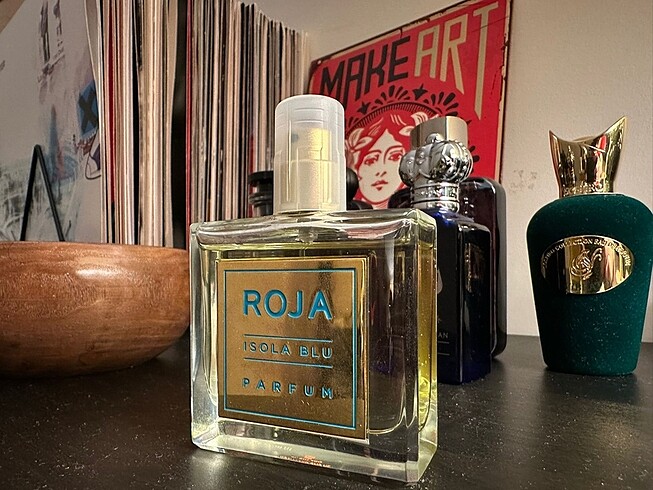 Roja isola blu