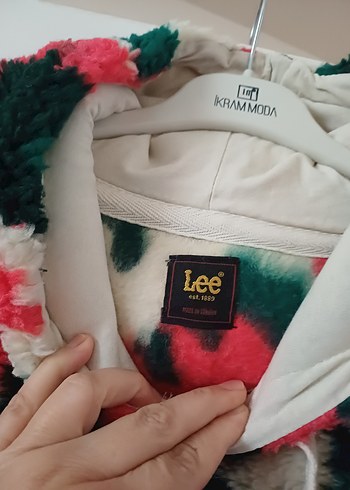 l Beden Kapüşonlu Kamuflaj Desenli Peluş Sweatshirt
