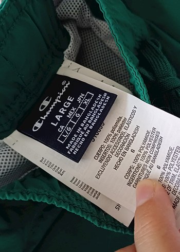 sıfır orjinal.Champion Yeşil Erkek Deniz Şortu - Görsel 2