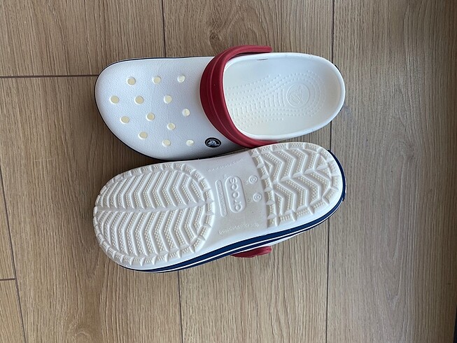 38 Beden beyaz Renk Crocs terlik