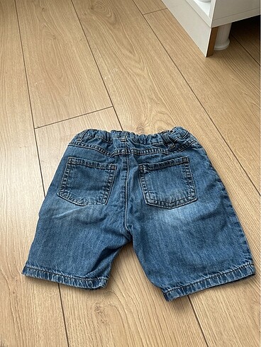 LC Waikiki lcw şort 4-5 yaş