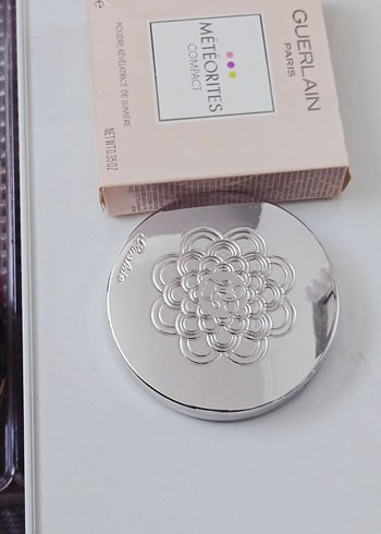 Guerlain Meteorites pudra